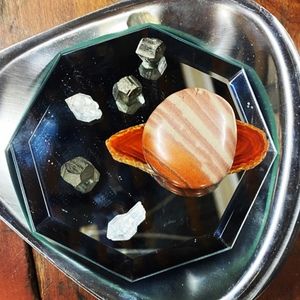 Meet your Posher, Casey